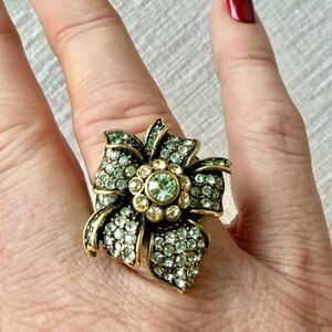 Vintage Heidi Daus Mint Green and Gold Flower Ring  Size 8